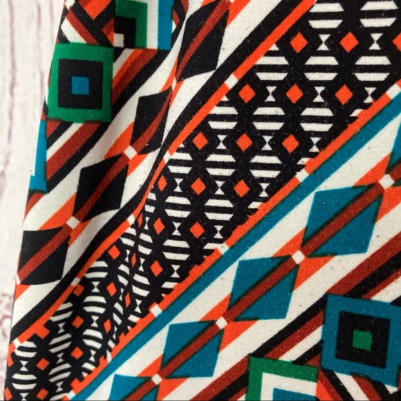 Calvin Klein Geometric Stretch Bodycon Dress - Picture 3 of 8